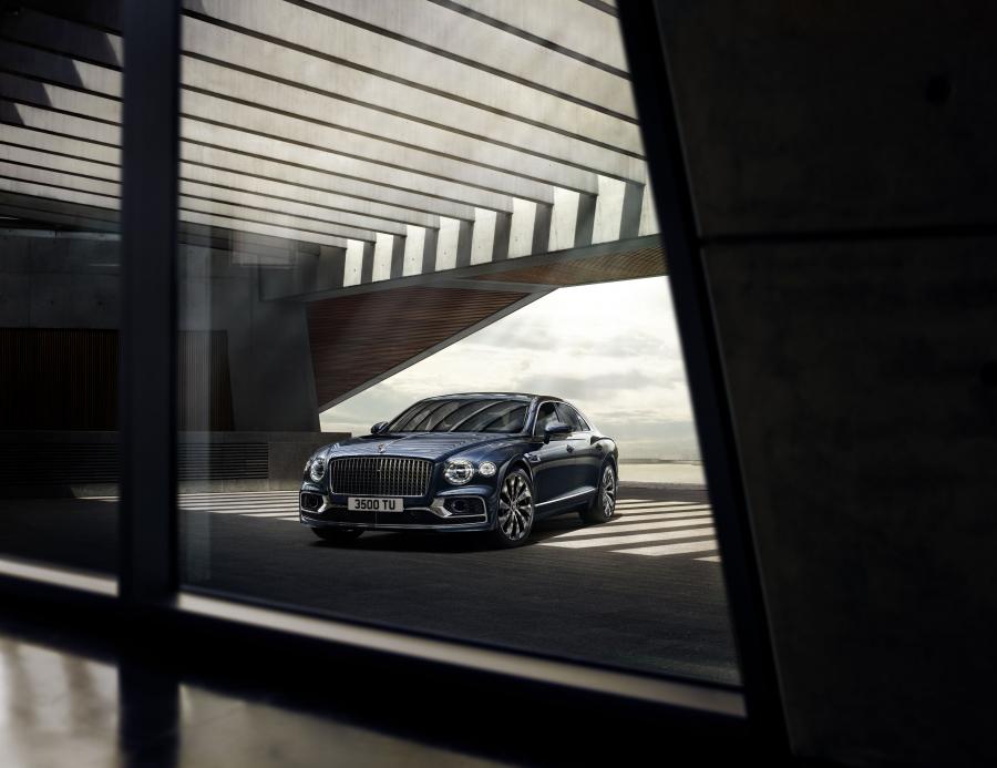  Bentley Flying Spur 2019 года  (WW) (фото 26 из 49)
